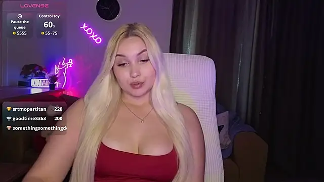 adrelaxina's Live XXX Chat