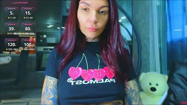 Chat +18 de tattooedBabyy ao vivo