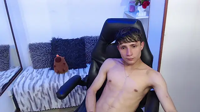 Yao_23 Chat XXX in diretta