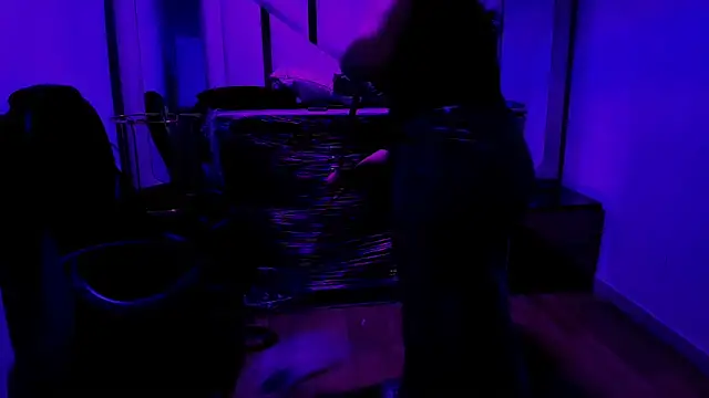 Criistaal_ Live XXX-Chat
