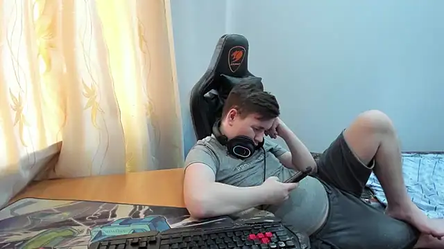 Вебкам-шоу iliaskrislove