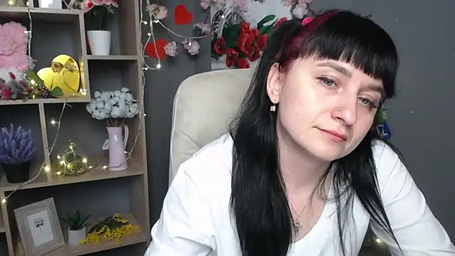 NinaFlawlees Adlı Modelin Canlı XXX Sohbeti