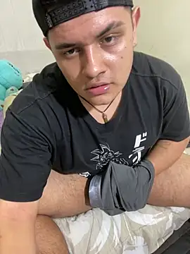 boy_jasson Show Webcam