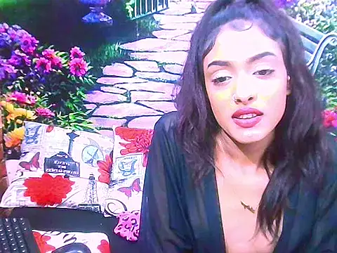 Chat +18 de IndianPretty14u2Luv ao vivo