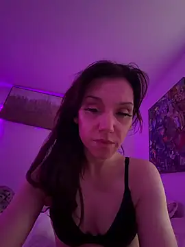 cynGoddess' Webcam Show