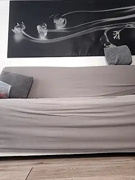Ladymiri85 Show Webcam