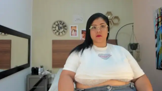 MillaGrey's Live XXX Chat