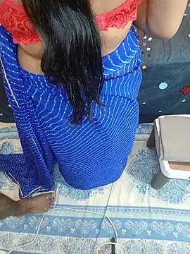 INDIANDESIMATURE 即時 XXX 聊天
