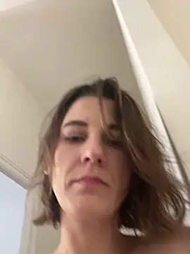 Kamorana Live XXX-chat