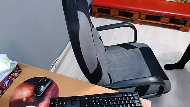 Ledi_Catherin – Naživo XXX chat