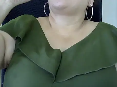 Soniya_Sha 即時 XXX 聊天