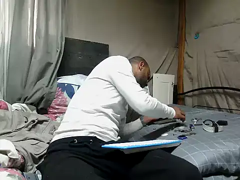 Camodick XXX чат на живо