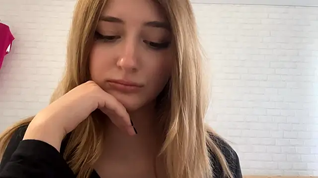CicelyScolnik's Webcam Show