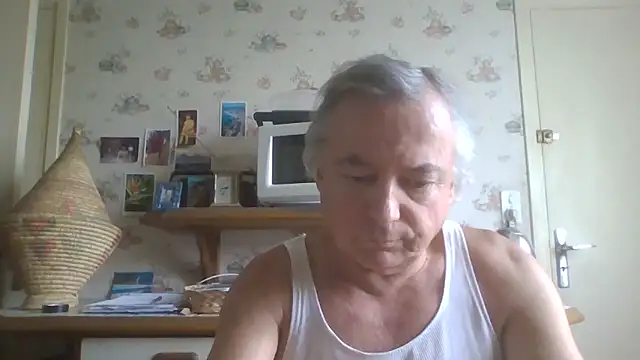 gegevincent5 Adlı Modelin Canlı XXX Sohbeti