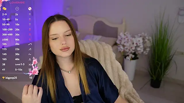Milana_Moons XXX чат на живо