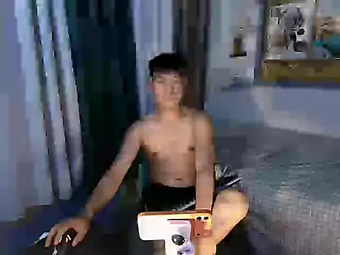 xshyboyx live XXX chat