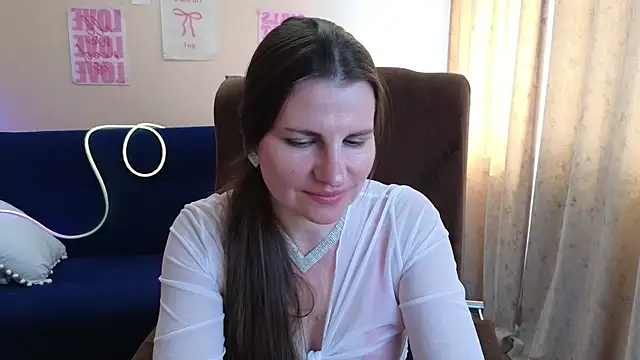 Mirabelle_Velvet's Live XXX Chat