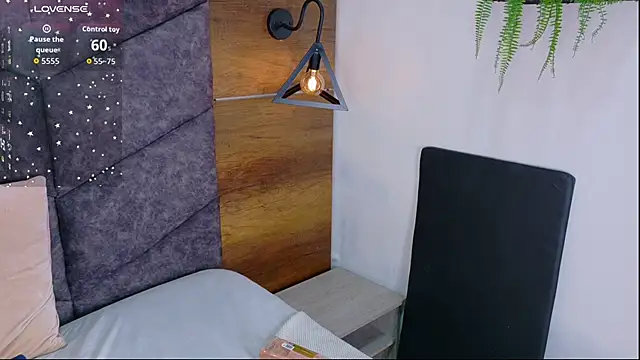 AnnieRouse__'s Live XXX Chat