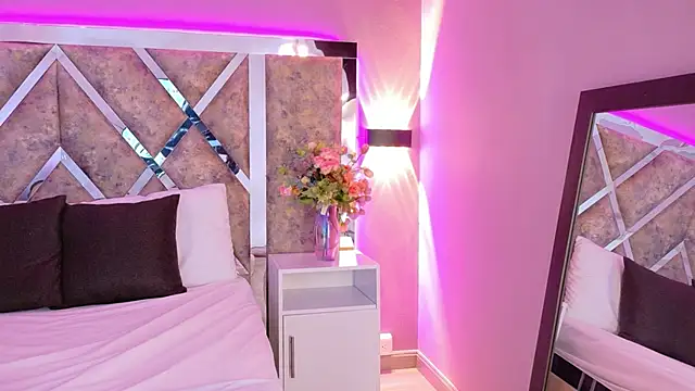Susa1userma_ élő XXX-chatje