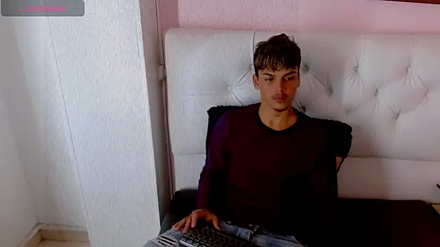 Angel_foxc13 webcam show