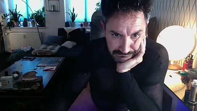 tomz0819 Webcam-Show