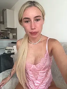 SexySaraxxoon Live XXX chat