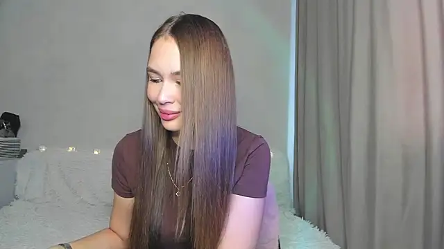 Elin_twix Chat XXX in diretta