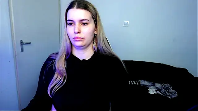 ShyHotNerd Chat XXX live