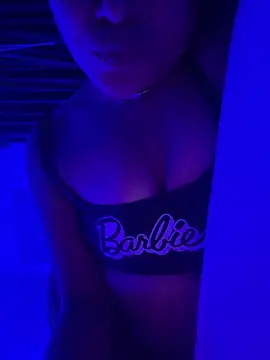 ToXxXiicBarbiie Webcam Show