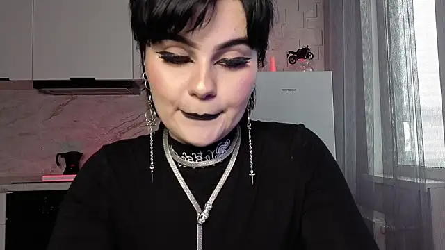 IntrigueYourDay – Naživo XXX chat