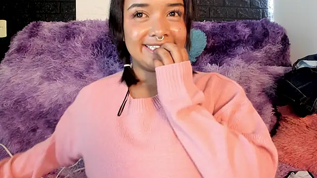 צ'אט XXX בשידור חי של SofiiaCutee