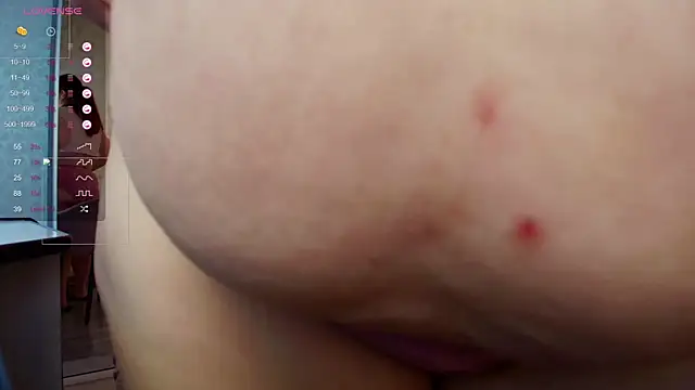 Mia_Bows Adlı Modelin Canlı XXX Sohbeti