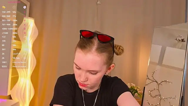 VallieFugate's Webcam Show