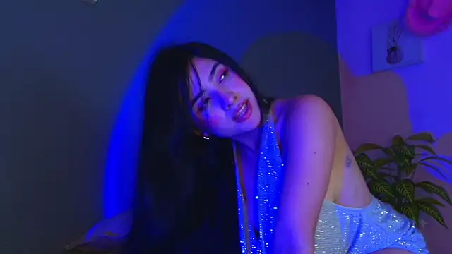 Chat XXX en directo de adara_johnson__