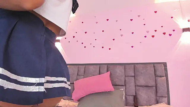 AdelaLust Adlı Modelin Canlı XXX Sohbeti