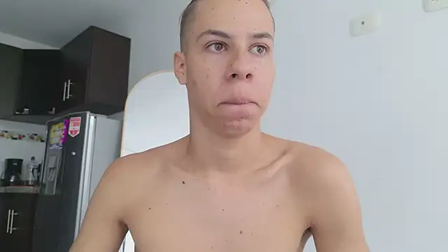 grey___27 élő XXX-chatje