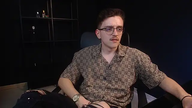 Chat XXX ao vivo de FelixStarkk