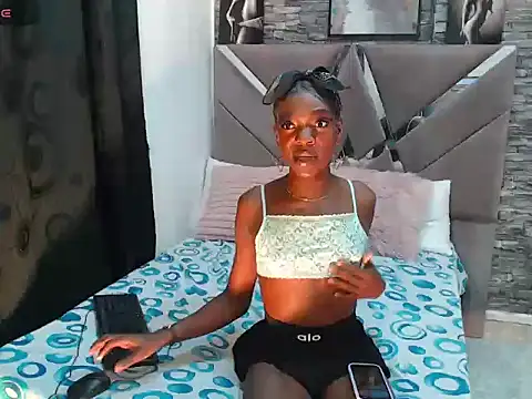 הופעת וובקאם של black_tsx