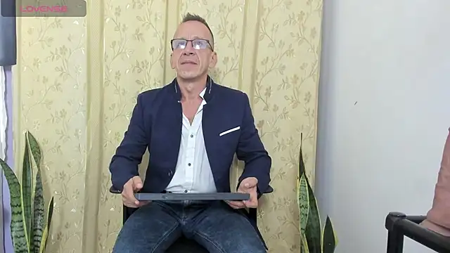 _axelking_ Live XXX-Chat