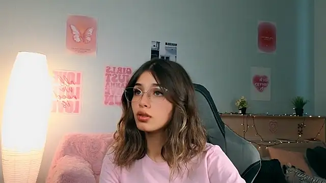 Živý XXX chat dinnerwithflowers