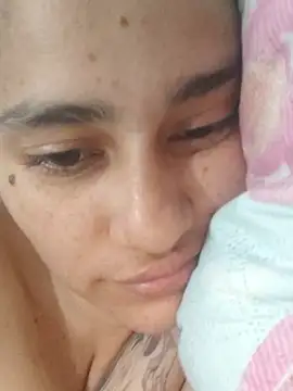 צ'אט XXX בשידור חי של girl_tits