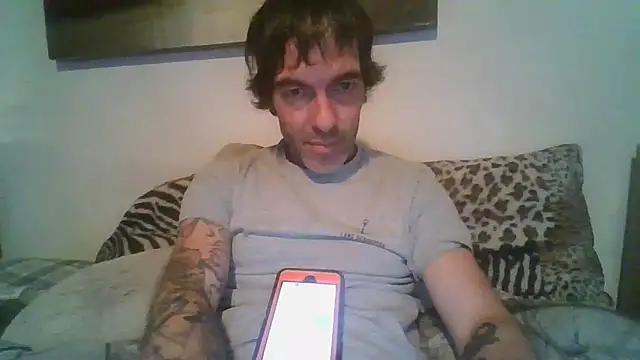 Chat XXX en directo de theboobietrap