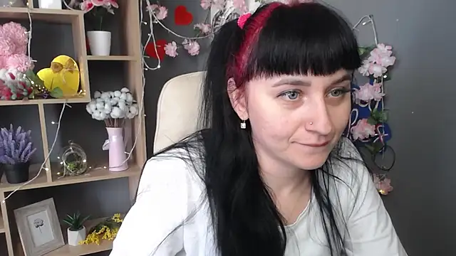 NinaFlawlees' Live XXX Chat