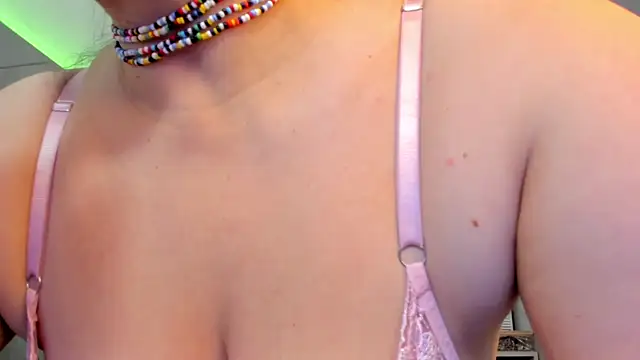 XXX chat uživo modela BellaFlaming