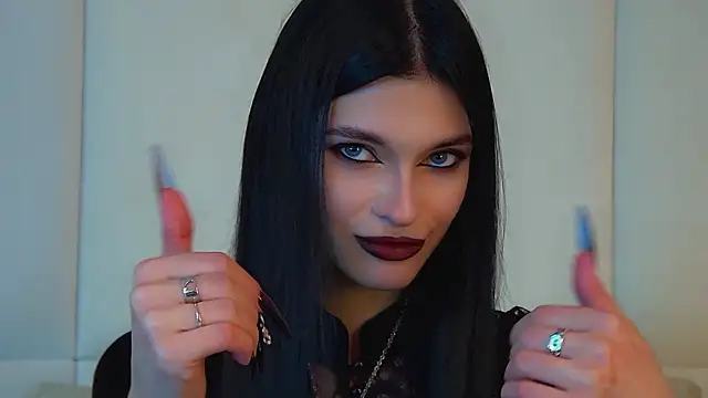 BeverlyMost Chat XXX in diretta