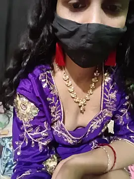 sexy_bhabhii 现场XXX聊天
