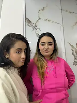 Antonella_Julieta 现场XXX聊天