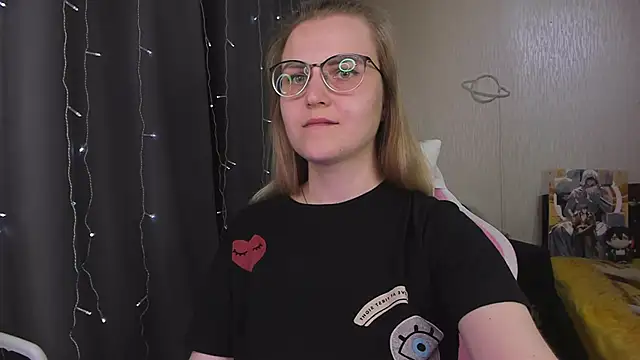 Chat +18 de MissBrightShine ao vivo