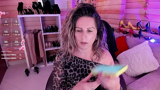 دردشة Victoria_collins_1 الجنسية المباشرة