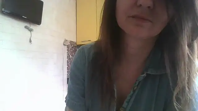 karina7 Adlı Modelin Canlı XXX Sohbeti